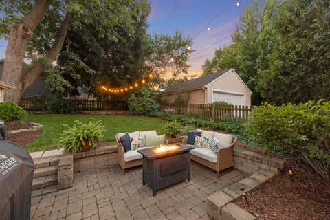 Tiny photo for 810 N Summit Street, Wheaton, IL 60187 (MLS # 12716852)