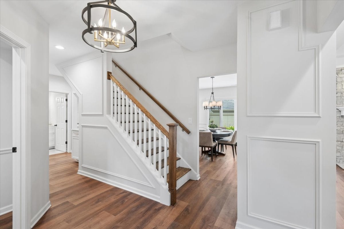 1204 Chatham Court 1204