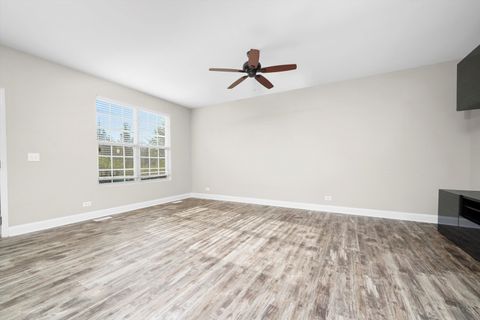 Tiny photo for 533 Cannon Ball Drive, Grayslake, IL 60030 (MLS # 12408332)