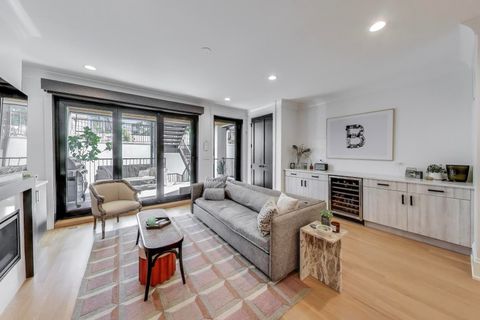 Tiny photo for 1363 W Hubbard Street #1, Chicago, IL 60642 (MLS # 12603235)
