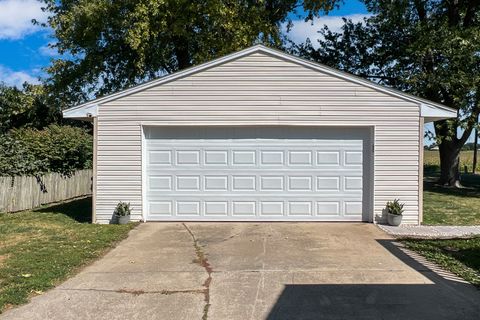 Tiny photo for 307 1/2 Church Street, Carlock, IL 61725 (MLS # 12470033)