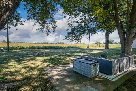 Tiny photo for 307 1/2 Church Street, Carlock, IL 61725 (MLS # 12470033)