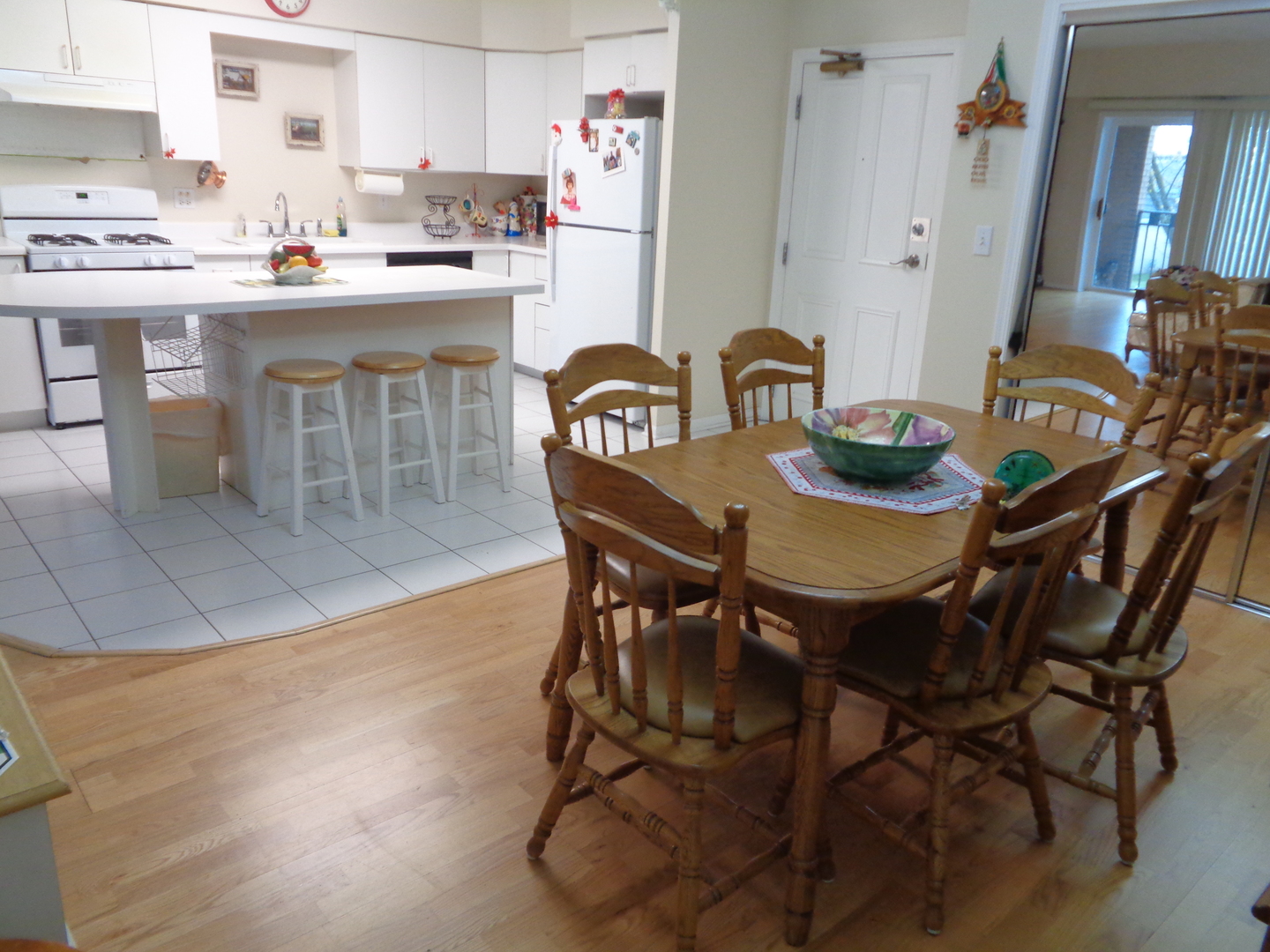 7400 W Lawrence Avenue 229