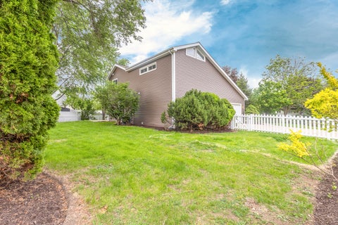 Tiny photo for 1119 Wheatland Drive, Shorewood, IL 60404 (MLS # 12650585)