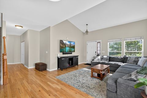 Tiny photo for 28676 W Schlesser Drive, Lakemoor, IL 60051 (MLS # 12461401)