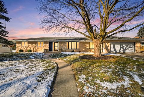 Photo of 126 Shirley Avenue, Rochelle, IL 61068 (MLS # 12536892)