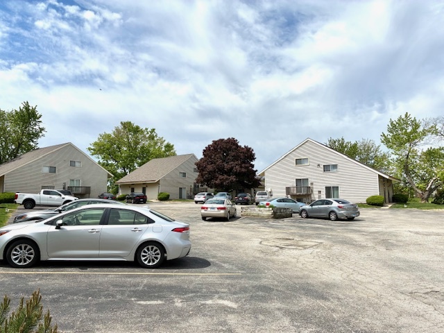 717-719 Fairmont Drive