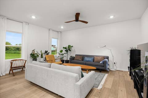 Tiny photo for 1662 Patterson Avenue, North Aurora, IL 60542 (MLS # 12734251)