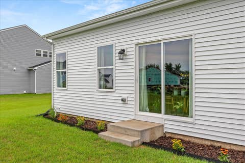Tiny photo for 1662 Patterson Avenue, North Aurora, IL 60542 (MLS # 12734251)