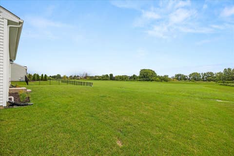 Tiny photo for 1662 Patterson Avenue, North Aurora, IL 60542 (MLS # 12734251)