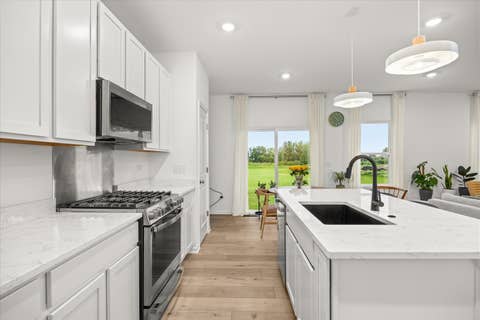Tiny photo for 1662 Patterson Avenue, North Aurora, IL 60542 (MLS # 12734251)