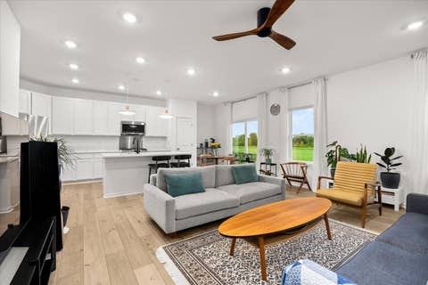 Tiny photo for 1662 Patterson Avenue, North Aurora, IL 60542 (MLS # 12734251)