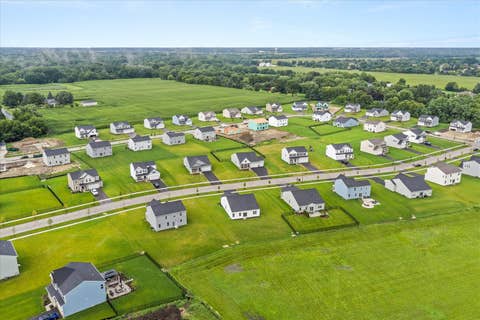 Tiny photo for 1662 Patterson Avenue, North Aurora, IL 60542 (MLS # 12734251)