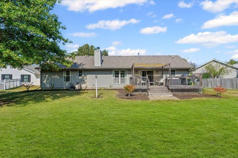 Tiny photo for 3601 Brook Ridge Circle, Champaign, IL 61822 (MLS # 12475315)