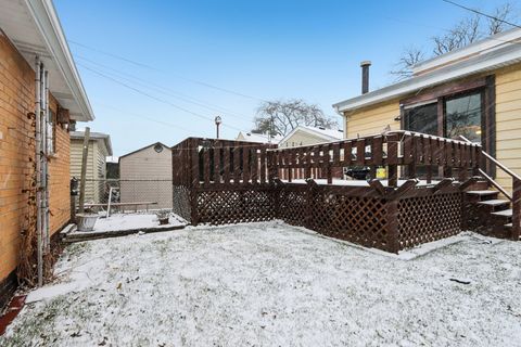 Tiny photo for 5740 S Monitor Avenue, Chicago, IL 60638 (MLS # 12522803)