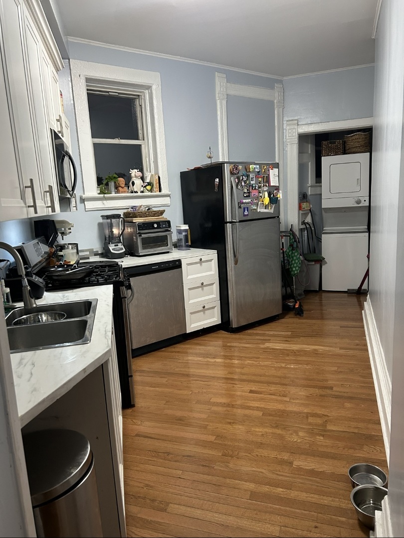 1332 W 18th Street 3F