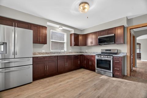 Tiny photo for 5317 S Justine Street, Chicago, IL 60609 (MLS # 12572857)
