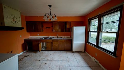 Tiny photo for 639 Wood Court, Kankakee, IL 60901 (MLS # 12494450)