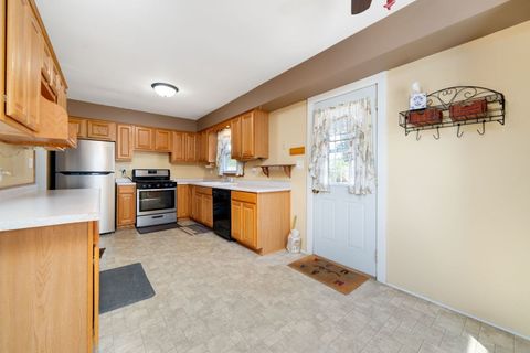 Tiny photo for 1611 Norte Dame Road, Rockford, IL 61103 (MLS # 12624049)