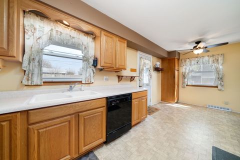 Tiny photo for 1611 Norte Dame Road, Rockford, IL 61103 (MLS # 12624049)