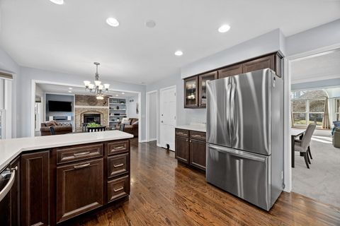 Tiny photo for 38 Breckenridge Drive, Aurora, IL 60504 (MLS # 12577607)