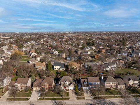 Tiny photo for 38 Breckenridge Drive, Aurora, IL 60504 (MLS # 12577607)
