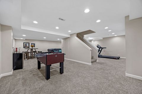 Tiny photo for 38 Breckenridge Drive, Aurora, IL 60504 (MLS # 12577607)