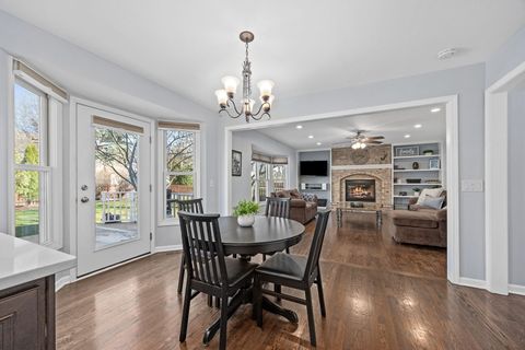 Tiny photo for 38 Breckenridge Drive, Aurora, IL 60504 (MLS # 12577607)