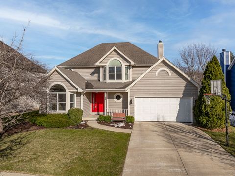 Photo of 38 Breckenridge Drive, Aurora, IL 60504 (MLS # 12577607)