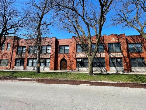 4660 N Ravenswood Avenue Chicago IL 60640