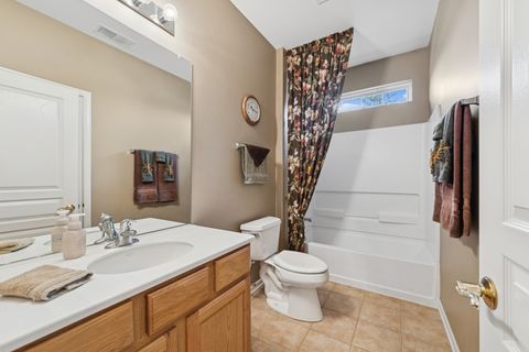 Tiny photo for 2156 Sandpiper Way, Elgin, IL 60124 (MLS # 12530489)