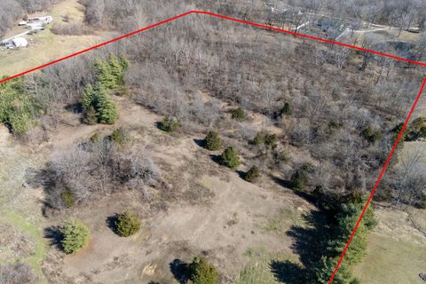 Tiny photo for 9466 Hickory Ridge Road, Murphysboro, IL 62966 (MLS # 12569636)