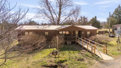 Tiny photo for 9466 Hickory Ridge Road, Murphysboro, IL 62966 (MLS # 12569636)