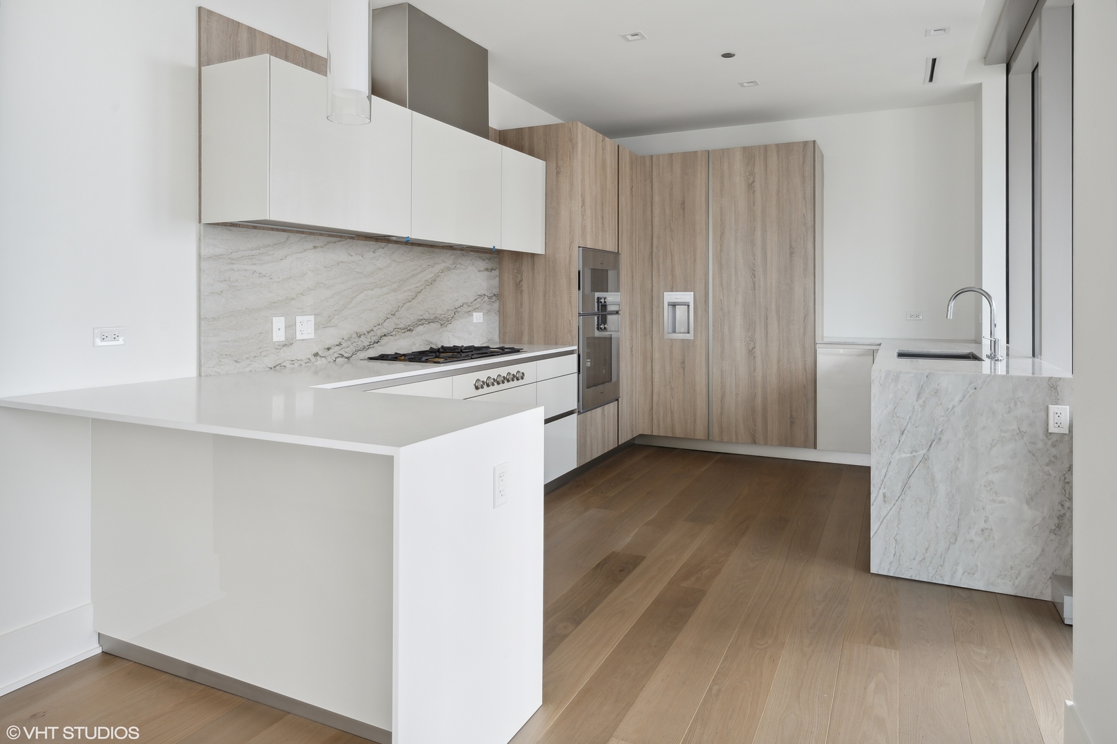 363 E Wacker Drive 2709