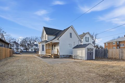 Tiny photo for 2627 Fair Avenue, Davenport, IA 52803 (MLS # 12584527)
