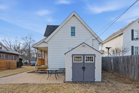 Tiny photo for 2627 Fair Avenue, Davenport, IA 52803 (MLS # 12584527)