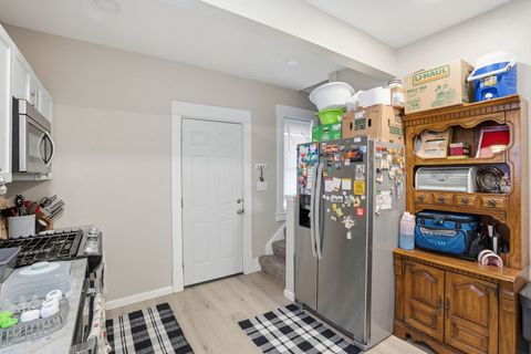 Tiny photo for 2627 Fair Avenue, Davenport, IA 52803 (MLS # 12584527)