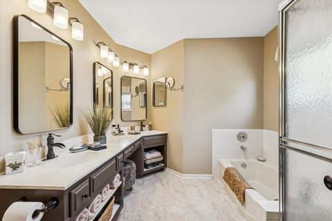 Tiny photo for 4542 Basswood Drive, Lisle, IL 60532 (MLS # 12414733)