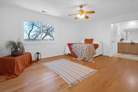 Tiny photo for 9240 Gross Point Road #410, Skokie, IL 60077 (MLS # 12595747)