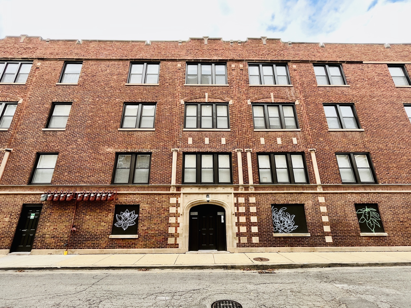 1371 S California Avenue