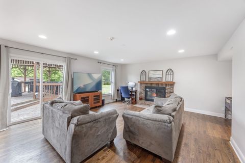Tiny photo for 1705 N Ryan Street, McHenry, IL 60050 (MLS # 12698730)