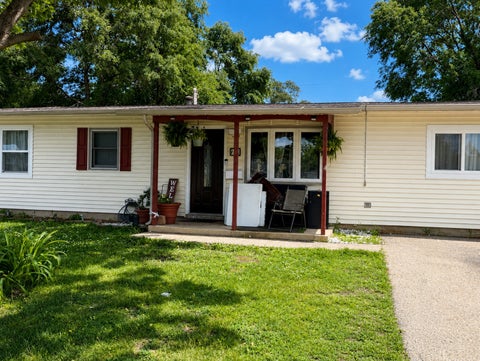 Photo of 435 Fenton Avenue, Romeoville, IL 60446 (MLS # 12673326)