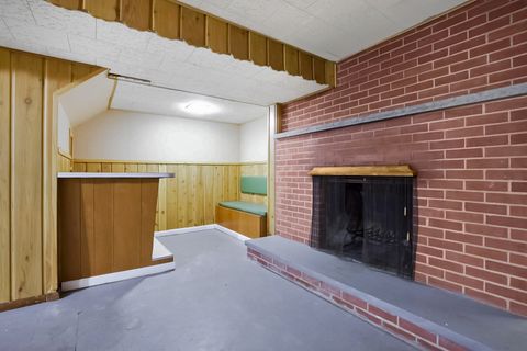 Tiny photo for 1303 Roncevalles Avenue, Rockford, IL 61107 (MLS # 12636212)