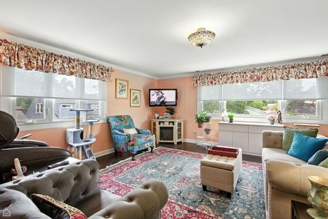 Tiny photo for 237 S Church Road, Bensenville, IL 60106 (MLS # 12434720)