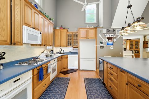 Tiny photo for 237 S Church Road, Bensenville, IL 60106 (MLS # 12434720)