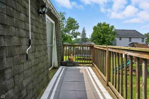 Tiny photo for 237 S Church Road, Bensenville, IL 60106 (MLS # 12434720)