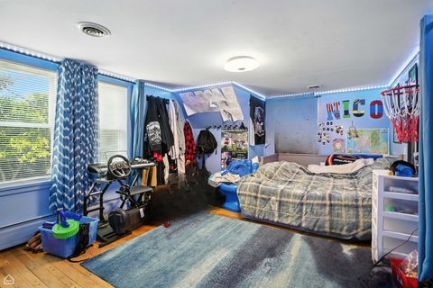 Tiny photo for 237 S Church Road, Bensenville, IL 60106 (MLS # 12434720)