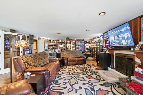 Tiny photo for 237 S Church Road, Bensenville, IL 60106 (MLS # 12434720)