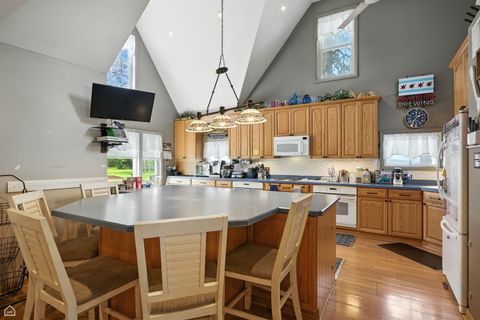 Tiny photo for 237 S Church Road, Bensenville, IL 60106 (MLS # 12434720)