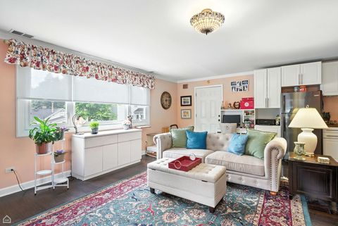 Tiny photo for 237 S Church Road, Bensenville, IL 60106 (MLS # 12434720)